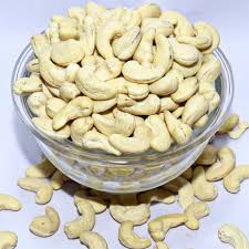 Kaju Nuts (Cashews):